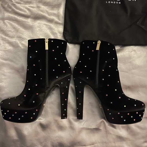 Kurt Geiger London Spear Stud Black Platform Booties Jewel-Tone Studs Size 39 - Picture 2 of 8